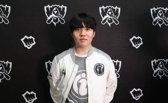 更是一种对 更是一种对